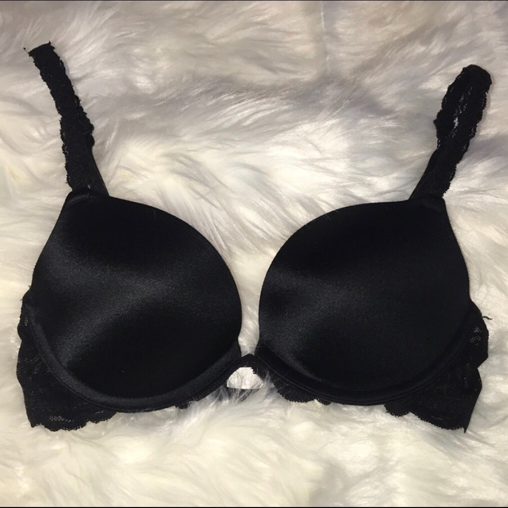 MUST GO PRICING VS Pink Lacy Push Up 32C